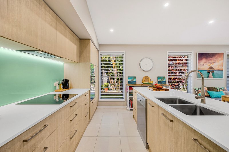 Photo - 9 Swiftlet Place, Forest Glen QLD 4556 - Image 2