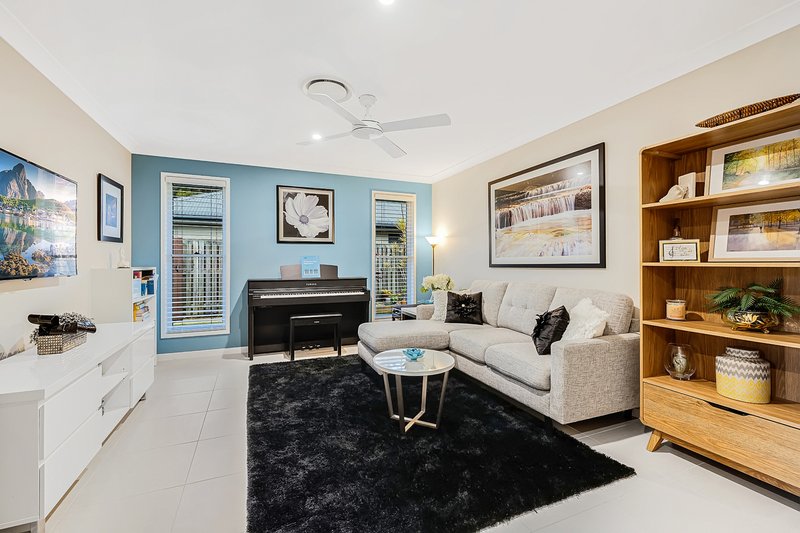 Photo - 9 Swiftlet Place, Forest Glen QLD 4556 - Image 7