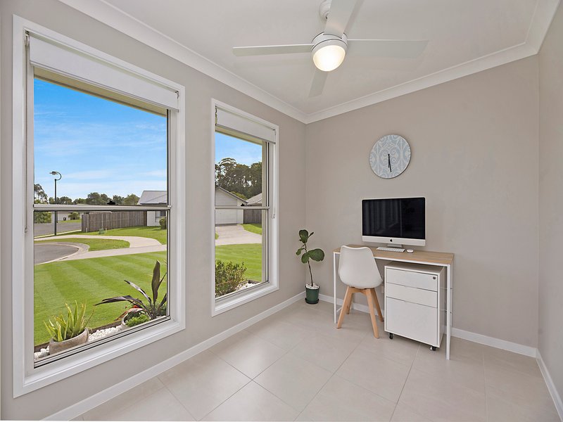 Photo - 9 Swiftlet Place, Forest Glen QLD 4556 - Image 2