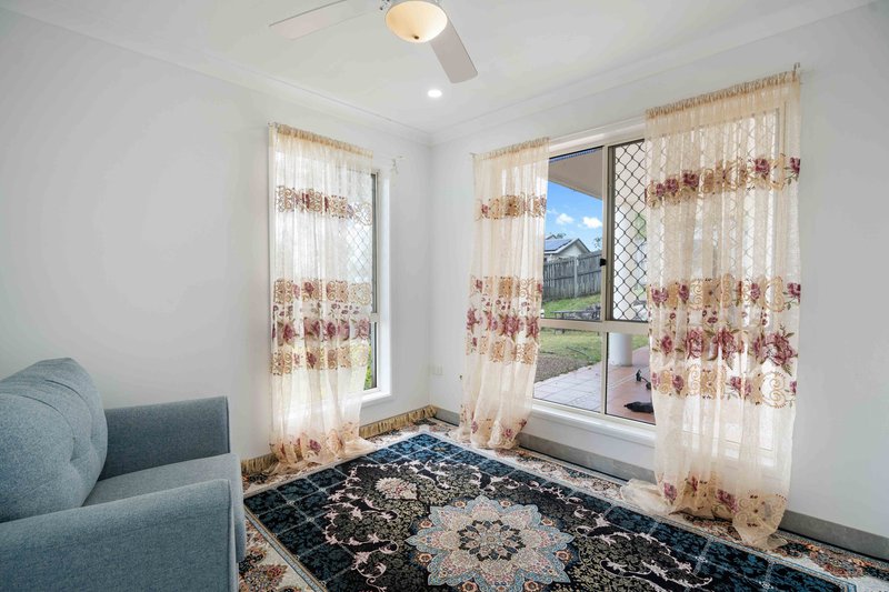 Photo - 9 Tahan Crescent, Tanah Merah QLD 4128 - Image 15