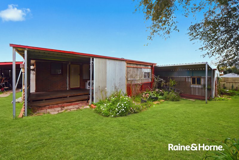 Photo - 9 Talbor Court, Hampton Park VIC 3976 - Image 8