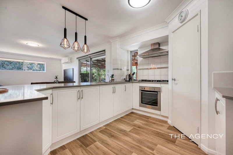 Photo - 9 Tallarook Way, Waggrakine WA 6530 - Image 5