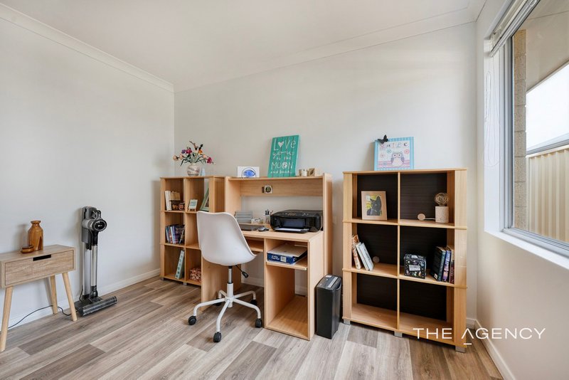 Photo - 9 Tallarook Way, Waggrakine WA 6530 - Image 20