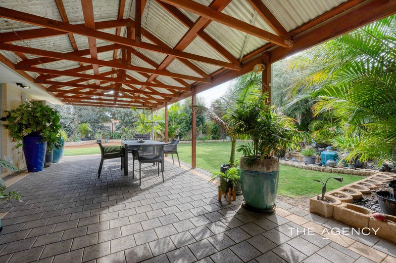 Photo - 9 Tallarook Way, Waggrakine WA 6530 - Image 26