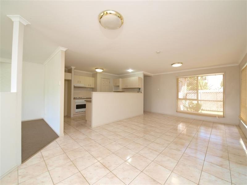 Photo - 9 Tantallon Place, Narangba QLD 4504 - Image 3