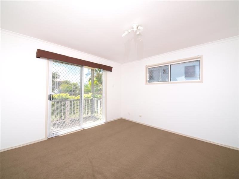 Photo - 9 Tantallon Place, Narangba QLD 4504 - Image 6