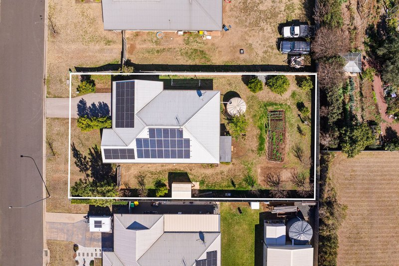 Photo - 9 Tarcoola Street, Wyreema QLD 4352 - Image 12