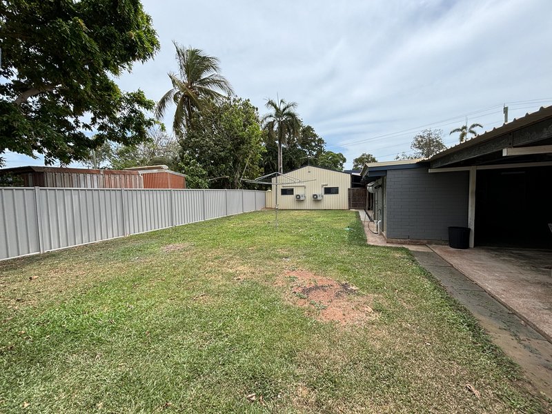 Photo - 9 Taree Court, Rocky Point QLD 4874 - Image 8