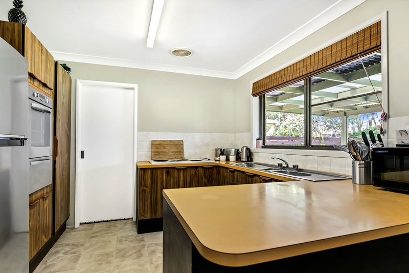 Photo - 9 Tarwarri Cres , Mooloolaba QLD 4557 - Image 6