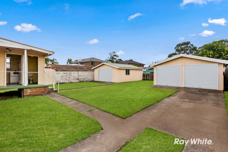 Photo - 9 Taworri Street, Doonside NSW 2767 - Image 7