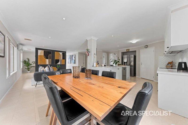 Photo - 9 Temple-Wood Court, Berwick VIC 3806 - Image 9