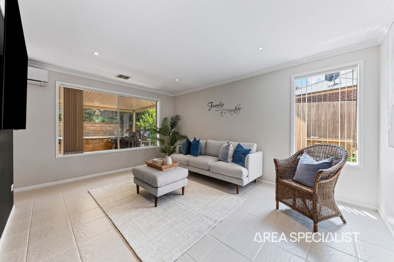 Photo - 9 Temple-Wood Court, Berwick VIC 3806 - Image 12