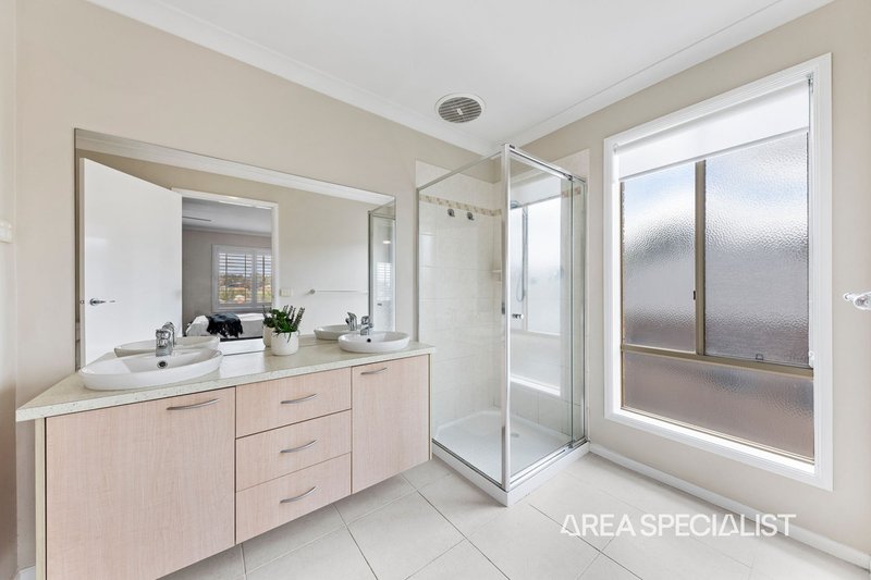 Photo - 9 Temple-Wood Court, Berwick VIC 3806 - Image 18