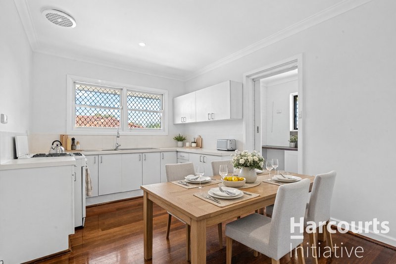 Photo - 9 Templeton Crescent, Girrawheen WA 6064 - Image 2