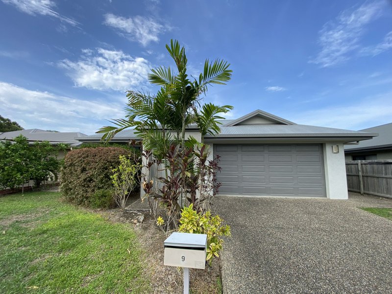 9 The Avenue, Trinity Park QLD 4879