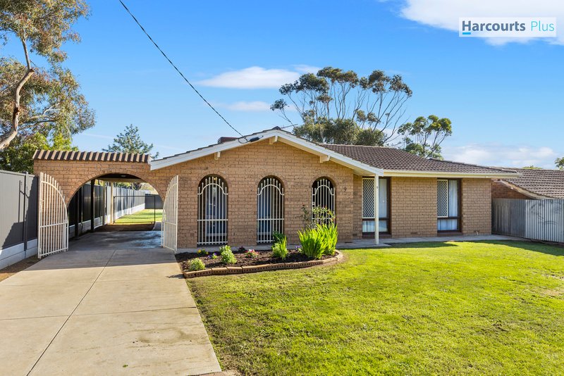 Photo - 9 Third Street, Hallett Cove SA 5158 - Image 2