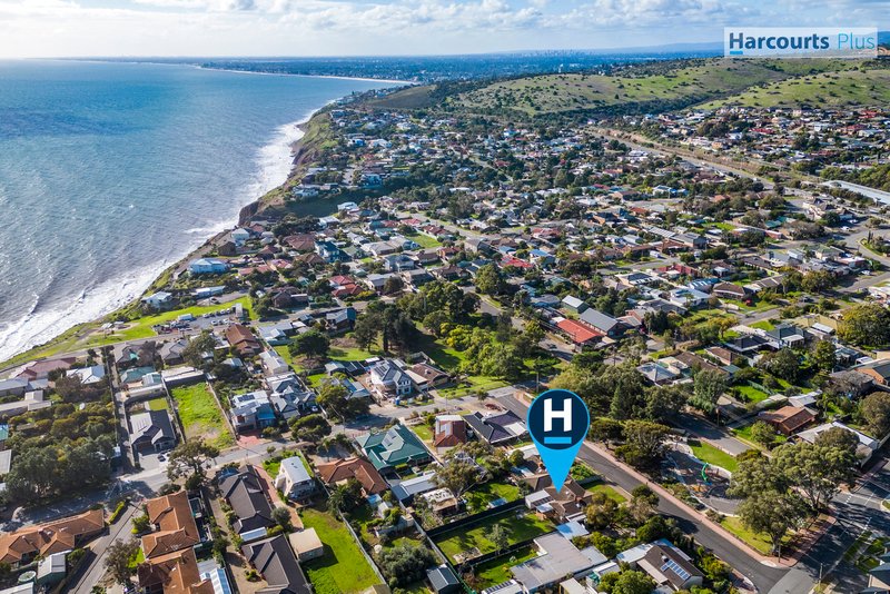 Photo - 9 Third Street, Hallett Cove SA 5158 - Image 17