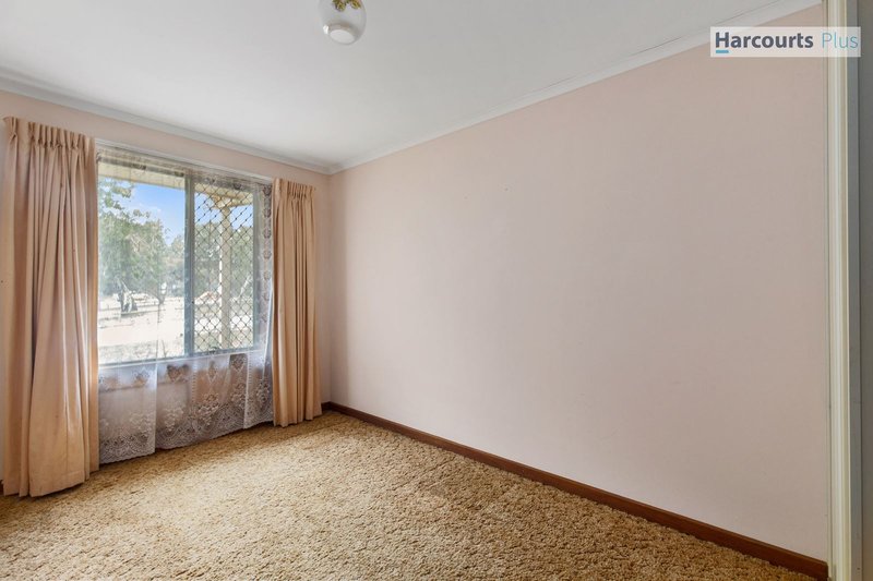 Photo - 9 Third Street, Hallett Cove SA 5158 - Image 6