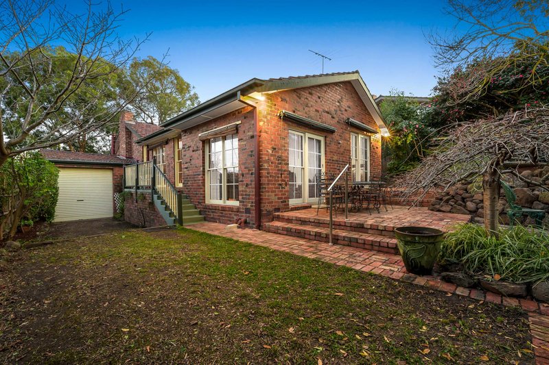 Photo - 9 Thompson Street, Glen Waverley VIC 3150 - Image 14