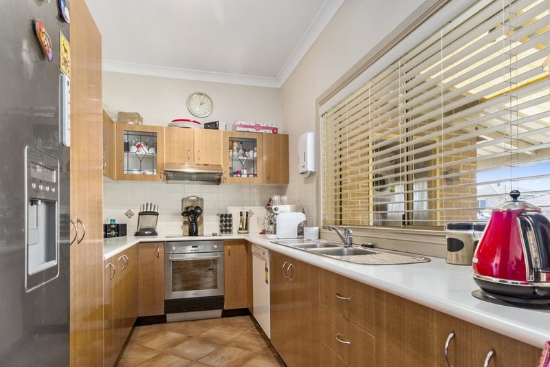 Photo - 9 Timbillica Close, Prestons NSW 2170 - Image 7