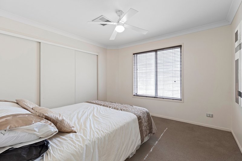 Photo - 9 Tingara Court, Tewantin QLD 4565 - Image 11