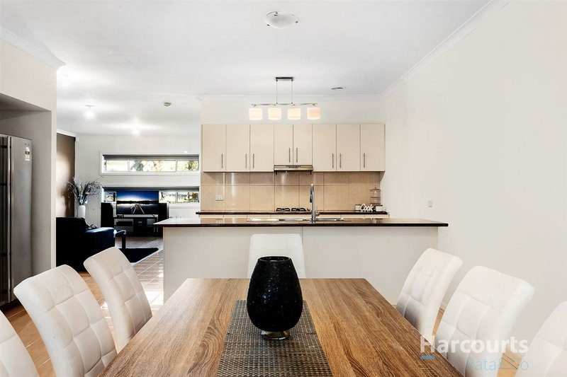 Photo - 9 Tintern Terrace, South Morang VIC 3752 - Image 3