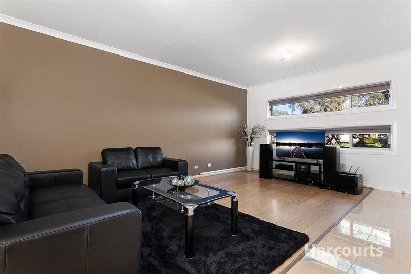 Photo - 9 Tintern Terrace, South Morang VIC 3752 - Image 6