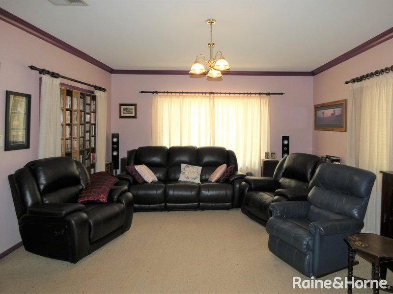 Photo - 9 Tirzah Street, Moree NSW 2400 - Image 5