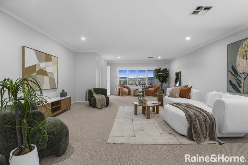 Photo - 9 Tomaree Way, Maryland NSW 2287 - Image 3