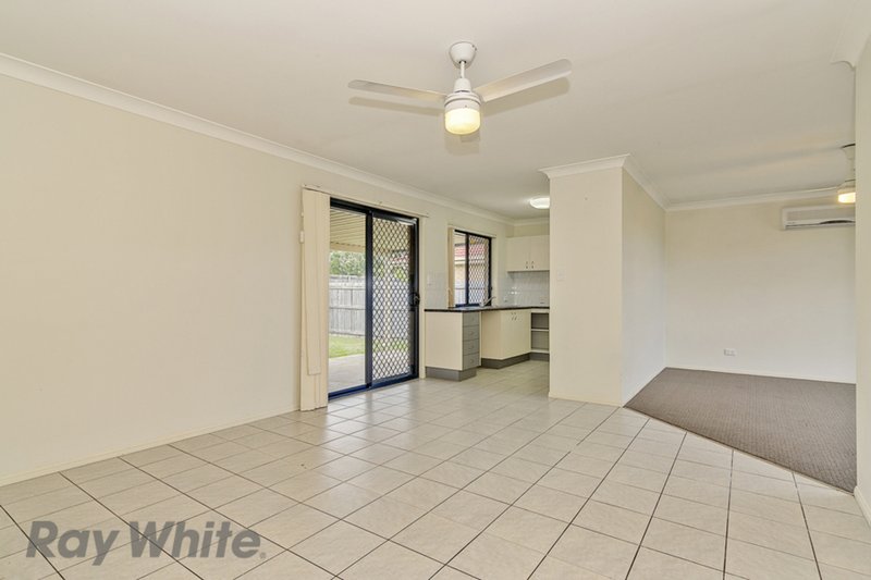 Photo - 9 Tombildan Court, Marsden QLD 4132 - Image 4