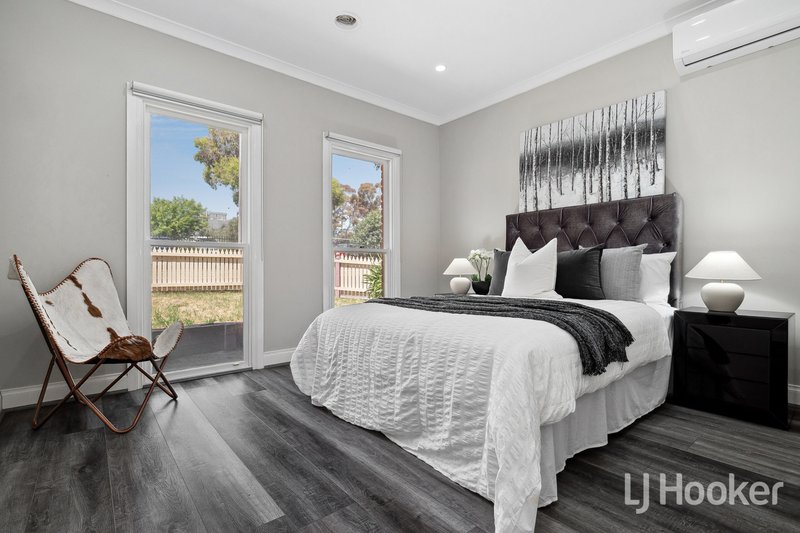 Photo - 9 Toombah Street, Mount Waverley VIC 3149 - Image 7