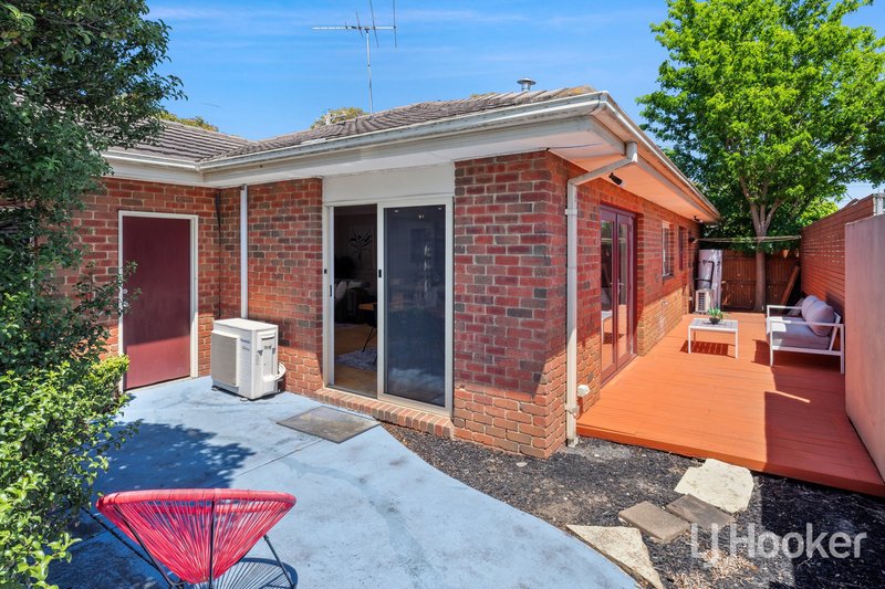 Photo - 9 Toombah Street, Mount Waverley VIC 3149 - Image 10