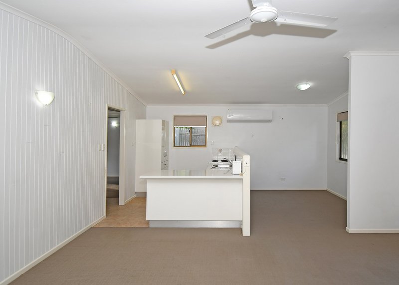 Photo - 9 Top Street, Torquay QLD 4655 - Image 6