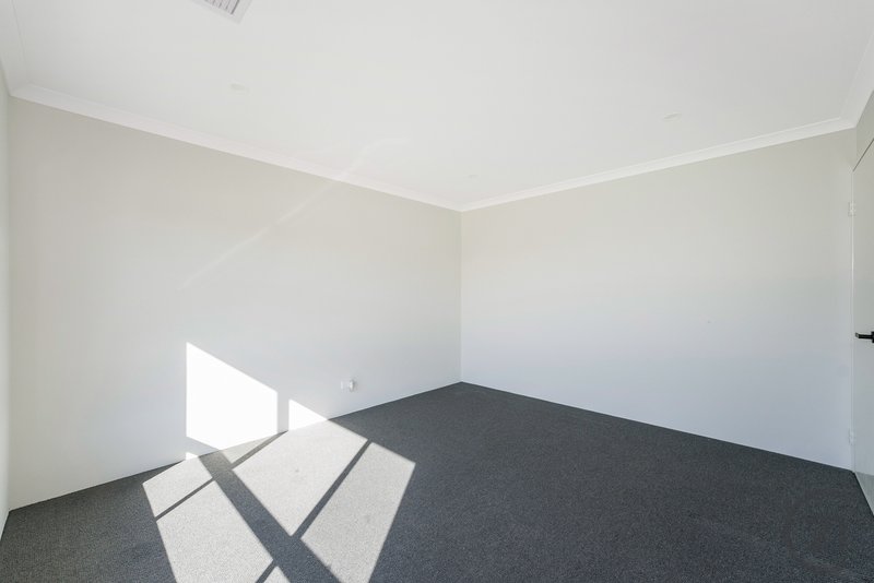 Photo - 9 Tranquil Loop, Baldivis WA 6171 - Image 12