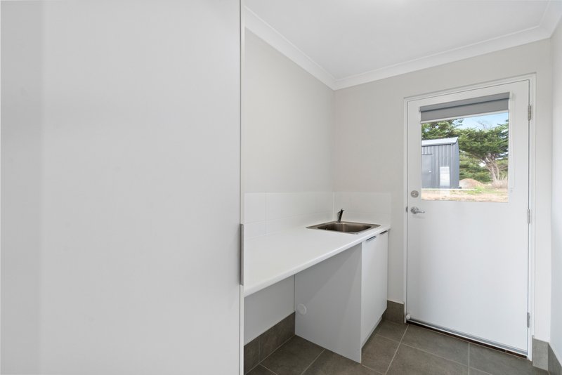 Photo - 9 Tremaine Avenue, Hindmarsh Island SA 5214 - Image 32