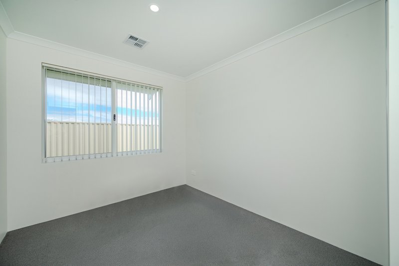 Photo - 9 Trestles Way, Eglinton WA 6034 - Image 20