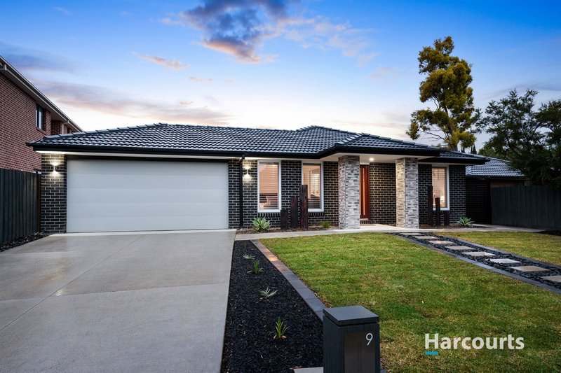 9 Trevena Close, Rowville VIC 3178