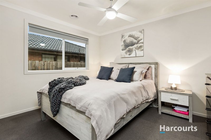 Photo - 9 Trevena Close, Rowville VIC 3178 - Image 14