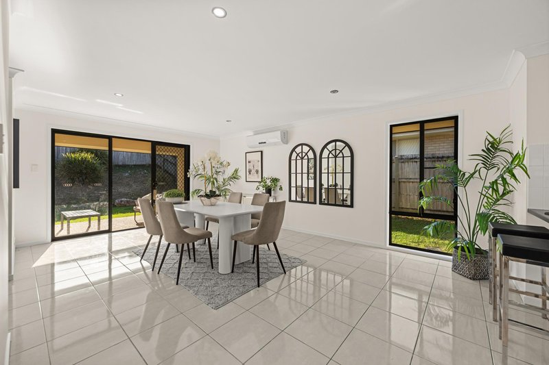 Photo - 9 Tribeca Place, Eagleby QLD 4207 - Image 6
