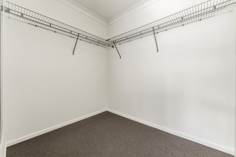Photo - 9 Tribeca Place, Eagleby QLD 4207 - Image 10