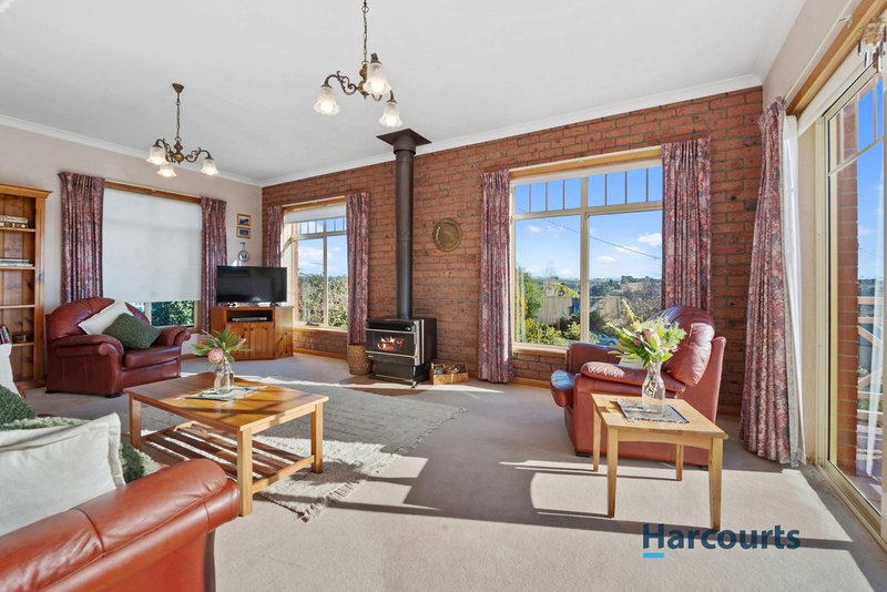 Photo - 9 Tucker Avenue, Devonport TAS 7310 - Image 4