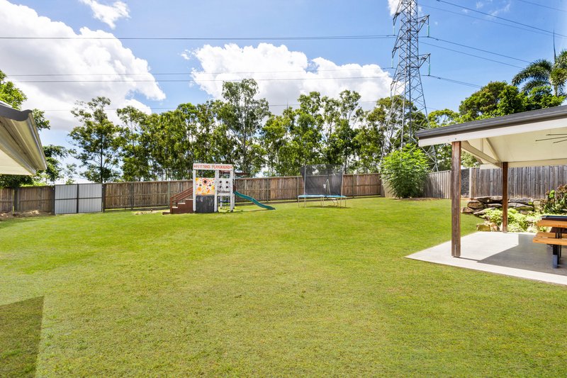 Photo - 9 Turnberry Crescent, Albany Creek QLD 4035 - Image 16