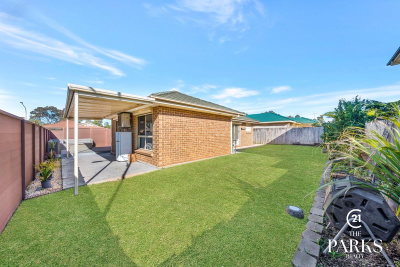 Photo - 9 Tuross Close, Prestons NSW 2170 - Image 12