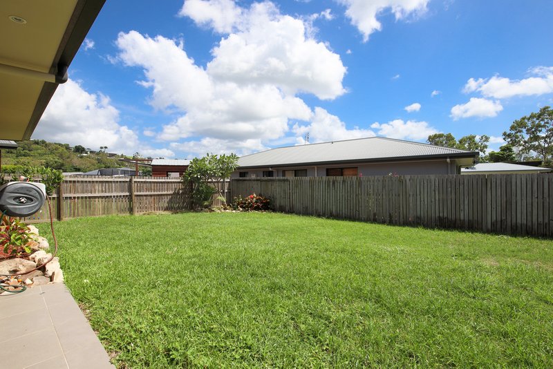 Photo - 9 Twin Creek Court, Cannonvale QLD 4802 - Image 3