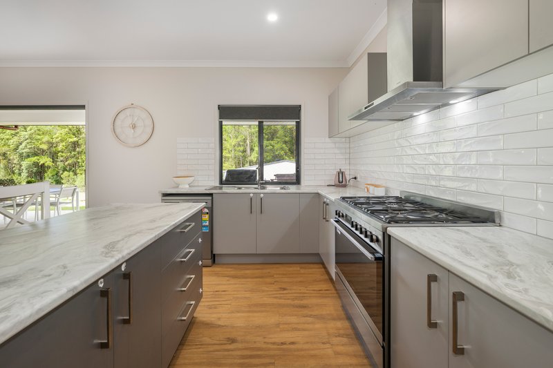 Photo - 9 Twin Oaks Court, Woodford QLD 4514 - Image 3
