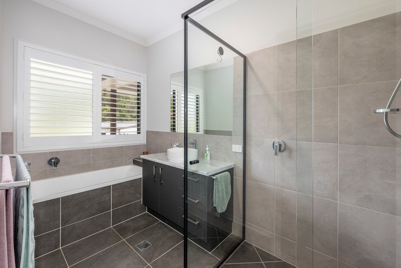 Photo - 9 Twin Oaks Court, Woodford QLD 4514 - Image 11