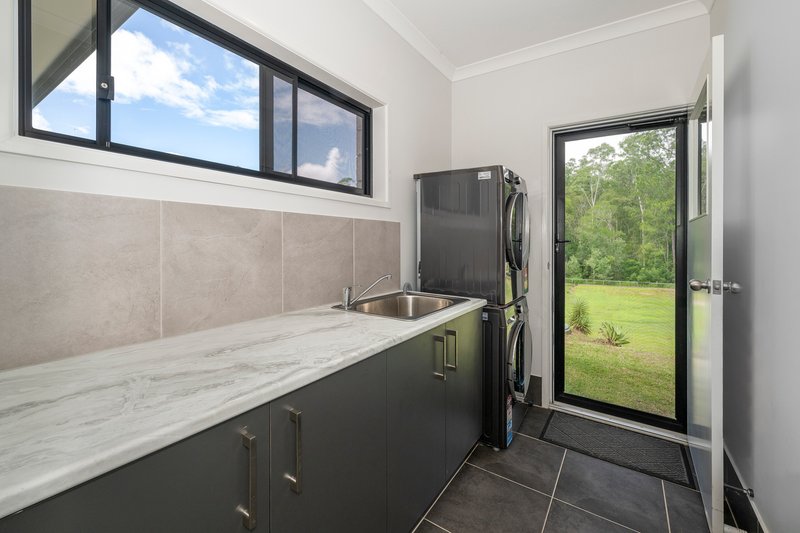 Photo - 9 Twin Oaks Court, Woodford QLD 4514 - Image 15