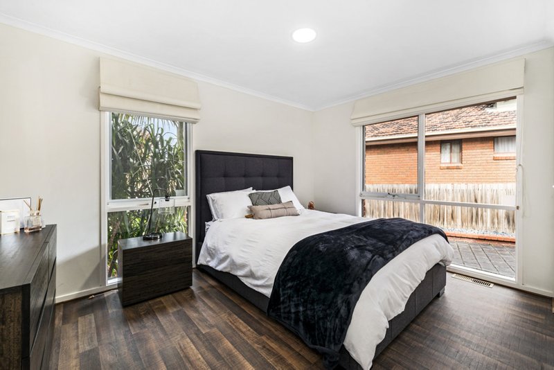 Photo - 9 Uplands Place, Thomastown VIC 3074 - Image 3