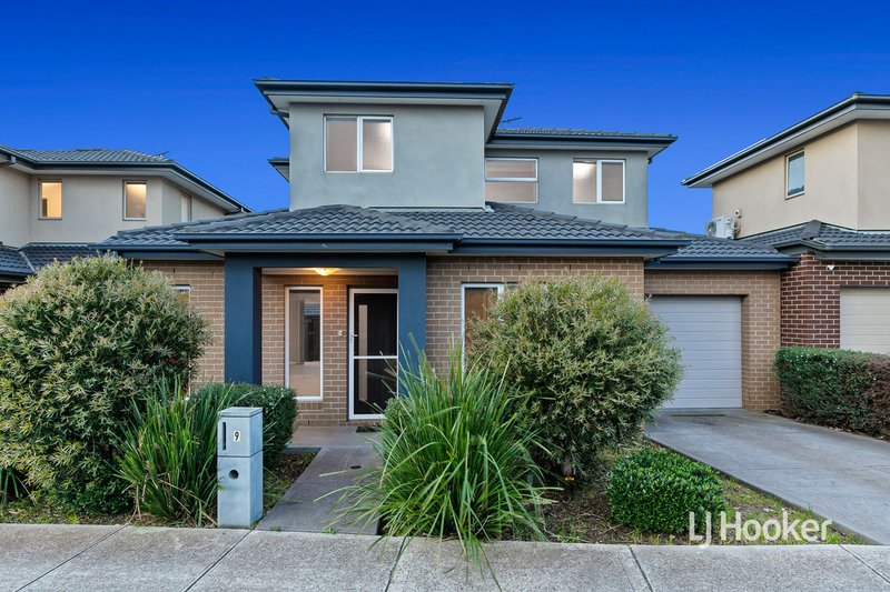 9 Vali Road, Craigieburn VIC 3064