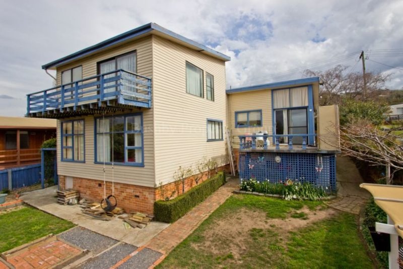 9 Valley Street, Trevallyn TAS 7250